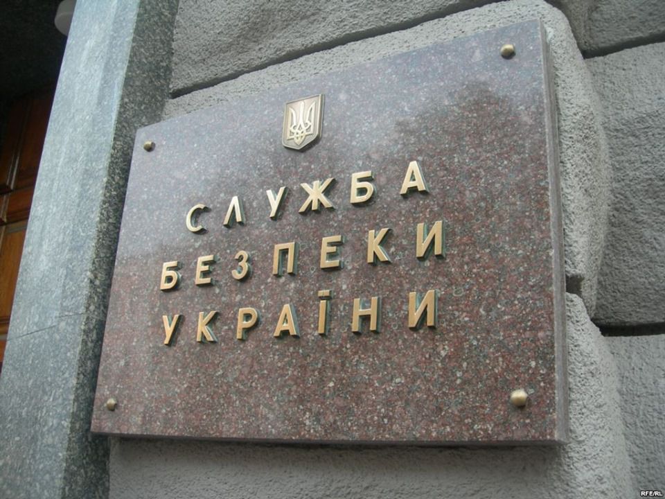 Бойовики «ЛНР» схиляють до зради наших співгромадян