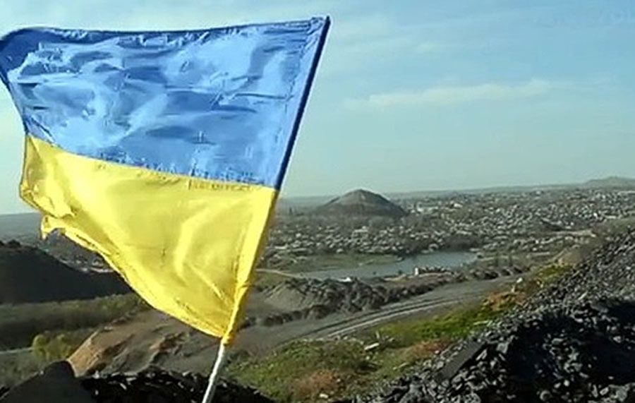 Для останнього дзвоника вибирали життєві кольори