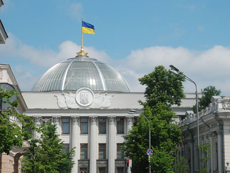 Ухвалили рішення призупинити участь делегації в сесії ПАРЄ