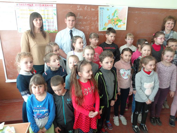 Французького волонтера найбільше вразила незряча дівчинка, яка співала «Марсельєзу»