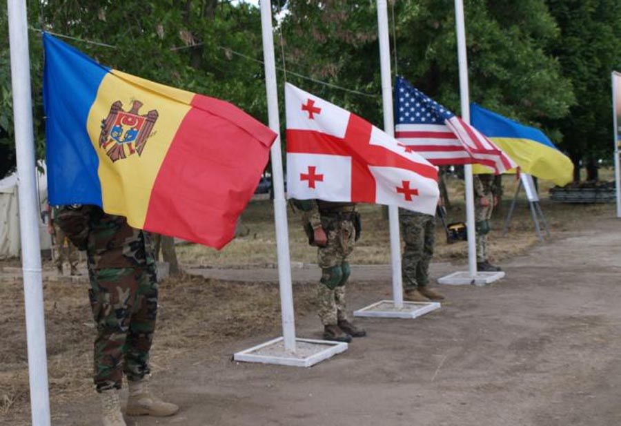 «Сі Бриз» розпочався на дні