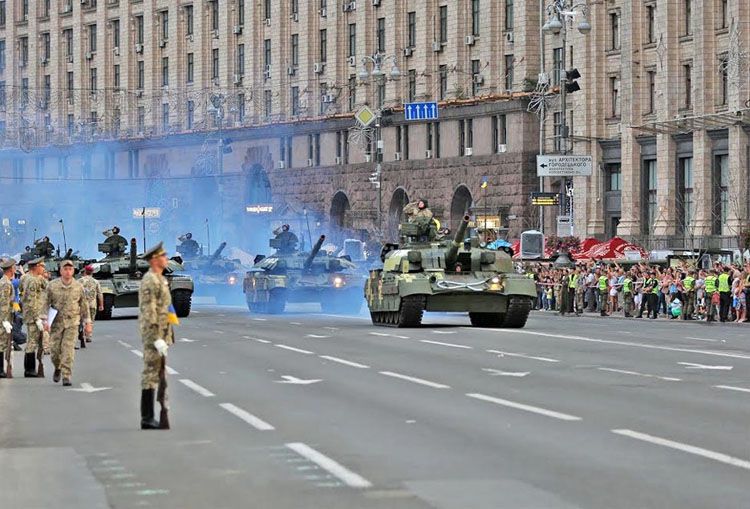 «Парадна» ініціатива  заощадити наштовхнулася на морально-патріотичну альтернативу