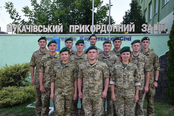 Випускники поповнили лави Мукачівського прикордонного загону
