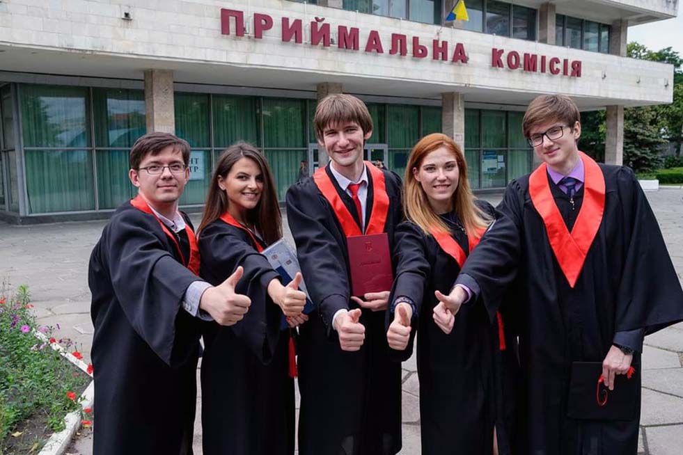 Природа єдина. Вивчати її треба за єдиними загальними принципами