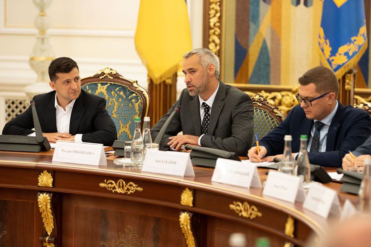 Головним пріоритетом має стати не боротьба з корупцією, а її подолання
