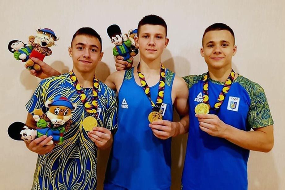 Медалі бакинського карбування