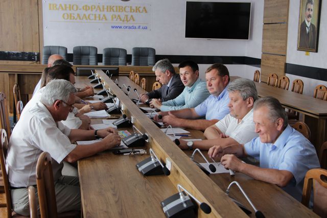 За краєзнавчі розвідки — нагороди
