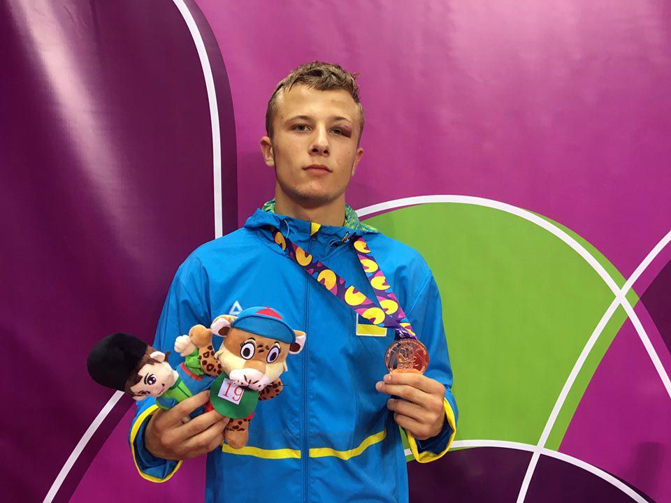 Здобув «бронзу» на олімпійському фестивалі