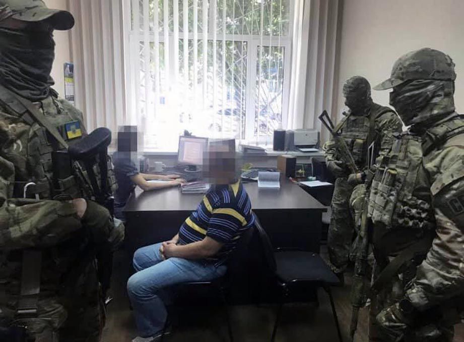 Зраднику світять грати