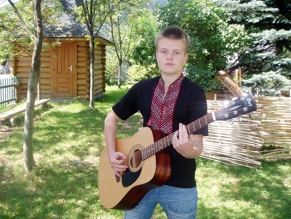 Василь Маркович, автор гітари