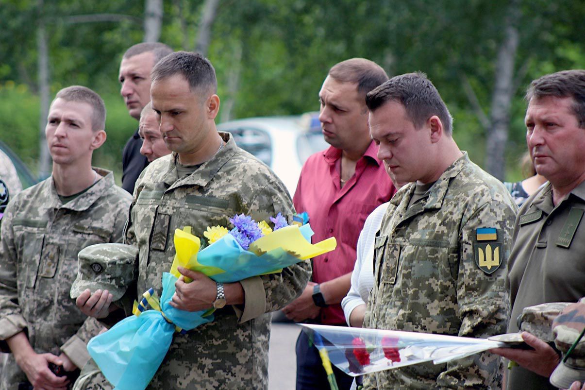 Пам’ятні дошки нагадуватимуть про честь та відвагу