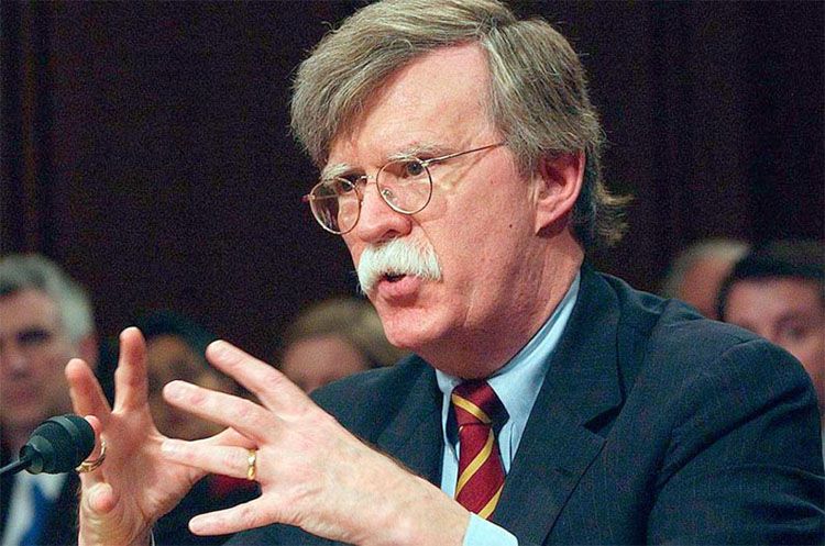 У США заявили, що вийдуть з ракетного договору вже завтра