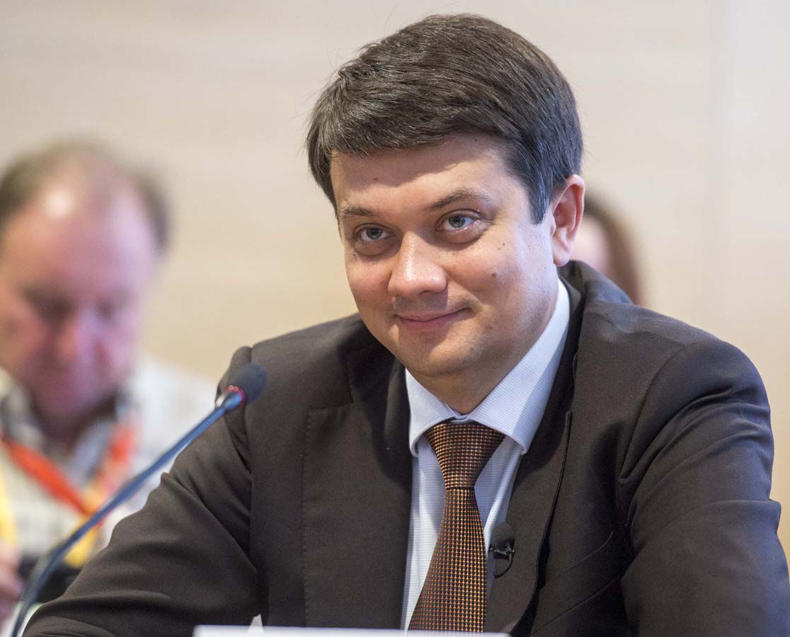 Нові молоді депутати прагнуть діалогу