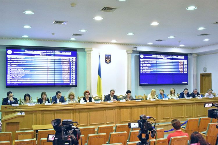 ЦВК зобов’язала окружком опрацювати списки виборців