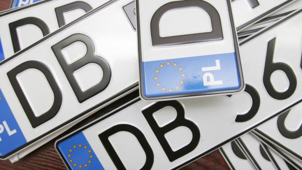 Процедуру розмитнення «євроблях» обіцяють удосконалити