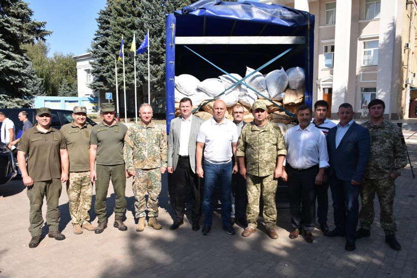 Латвія передала для мешканців Донбасу гуманітарний вантаж