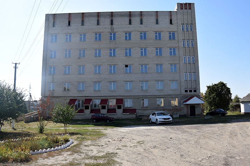 У Великописарівській ОТГ лікарня є, але пацієнтів не приймає