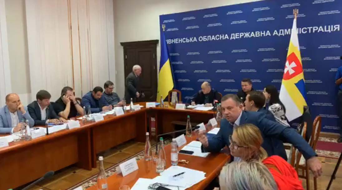 На Рівненщині працювали парламентарії