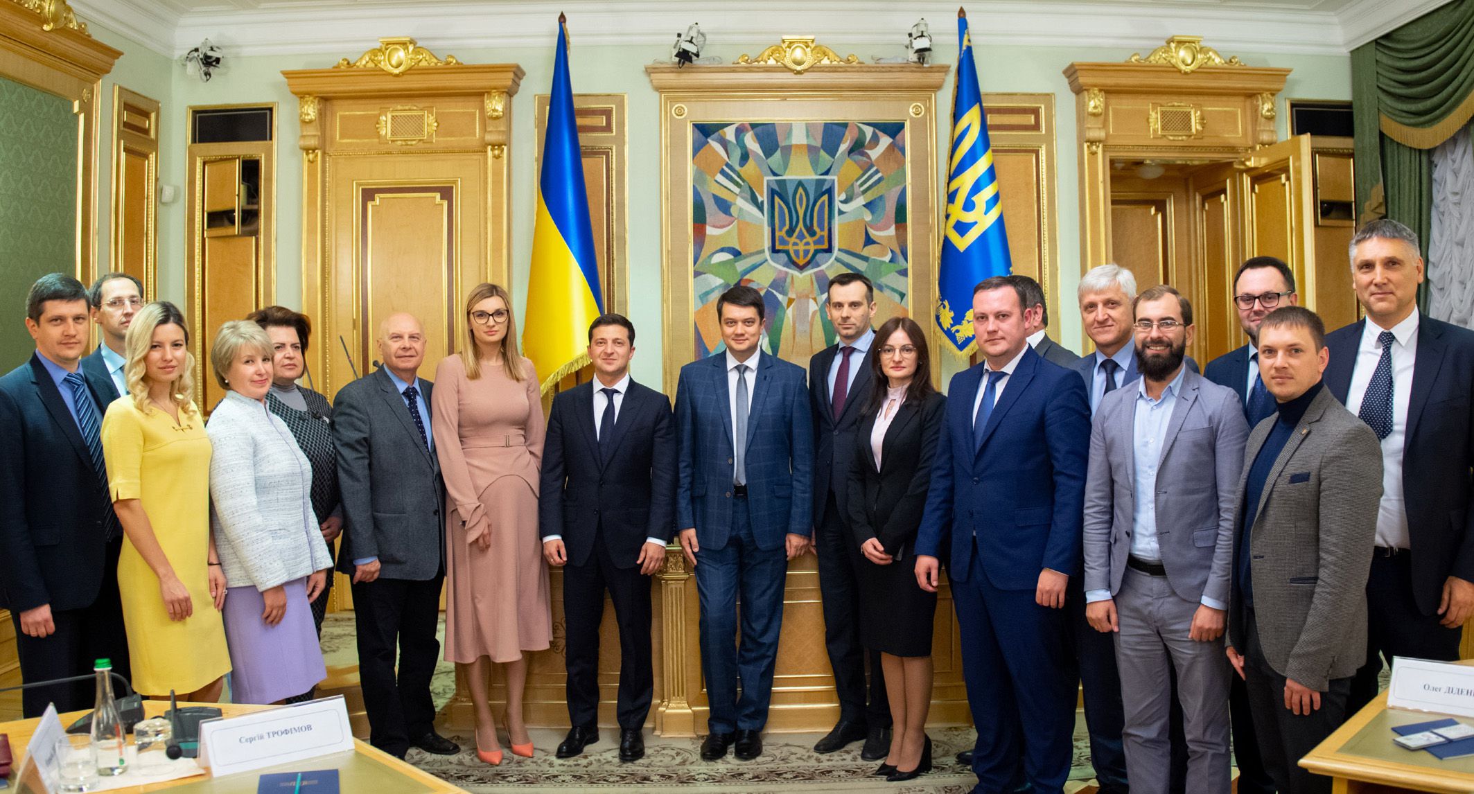 Президент вручив посвідчення членам ЦВК