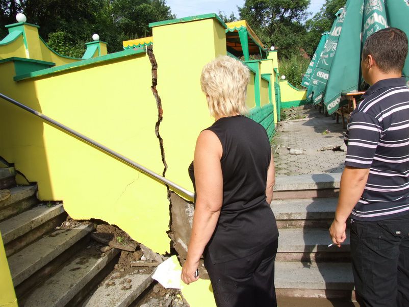 У Чернівцях продовжують будувати багатоповерхівки на зсувних ділянках