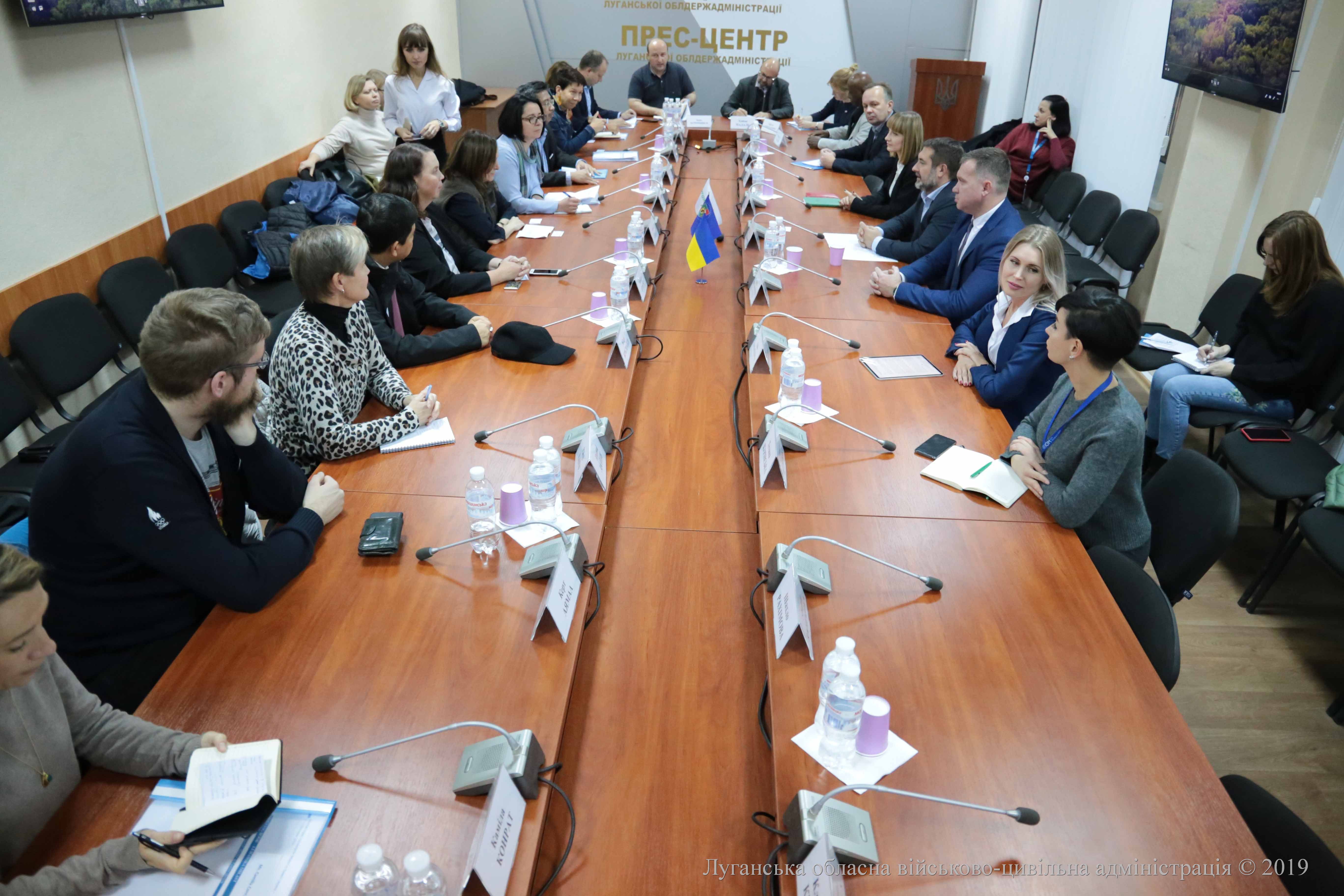 Луганщину відвідала міжнародна гуманітарна місія
