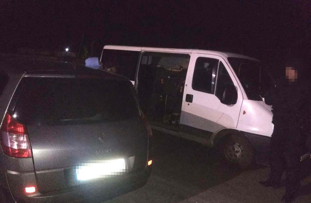 У Рівному «мобільну заправку» відправили на спецмайданчик