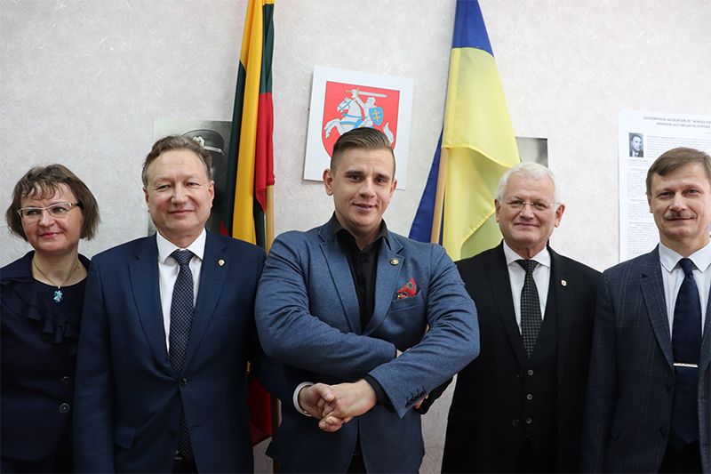 Центр дослідження історії Литви відкрили в Україні