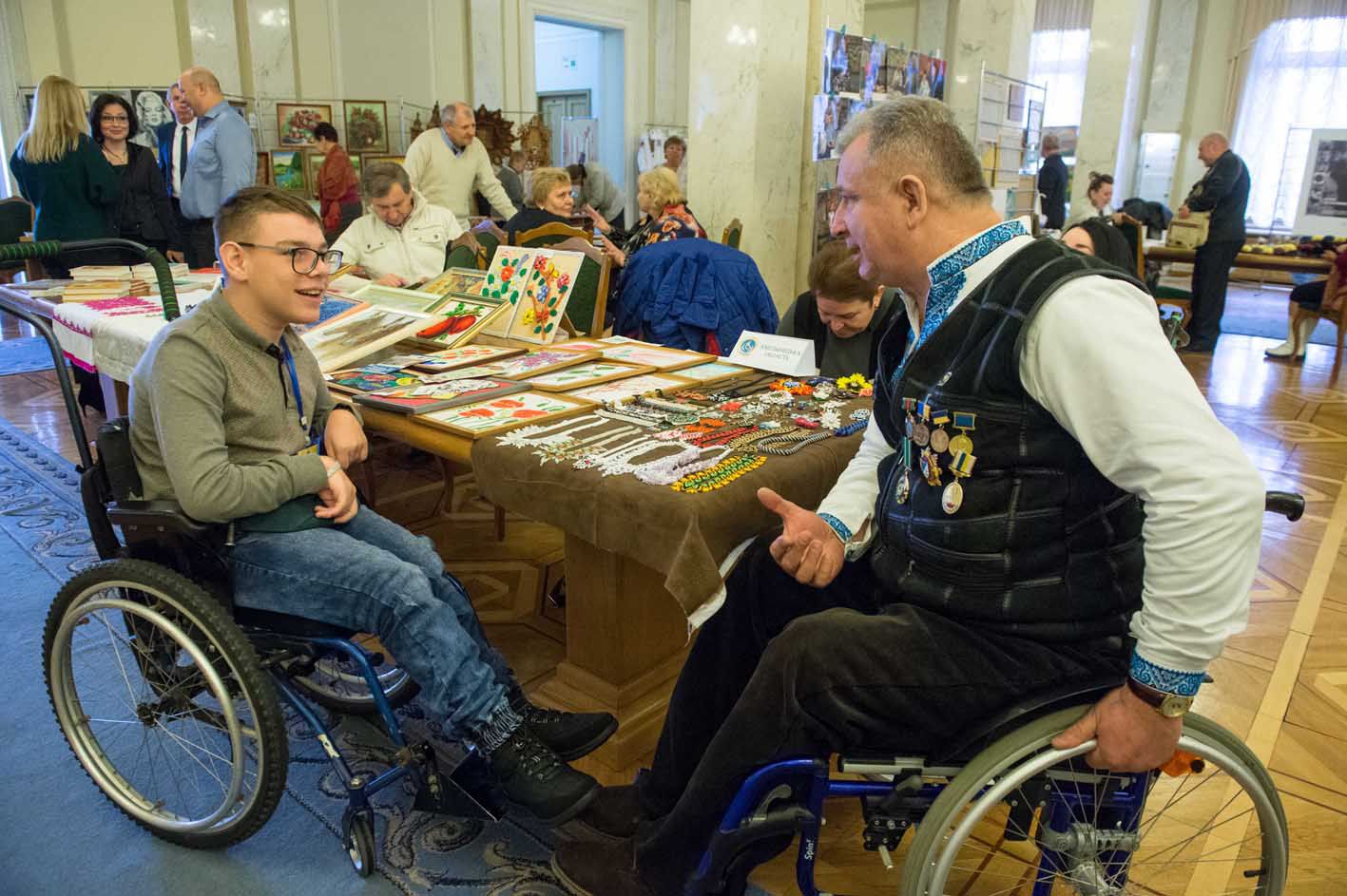 Під час виставки у Верховній Раді України до Міжнародного дня людей з інвалідністю