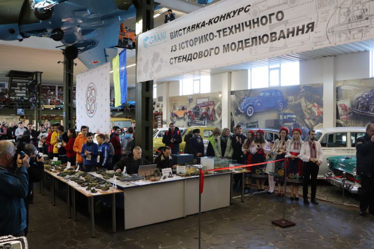 У Запоріжжі оголосили конкурс технічних витворів у мініатюрі