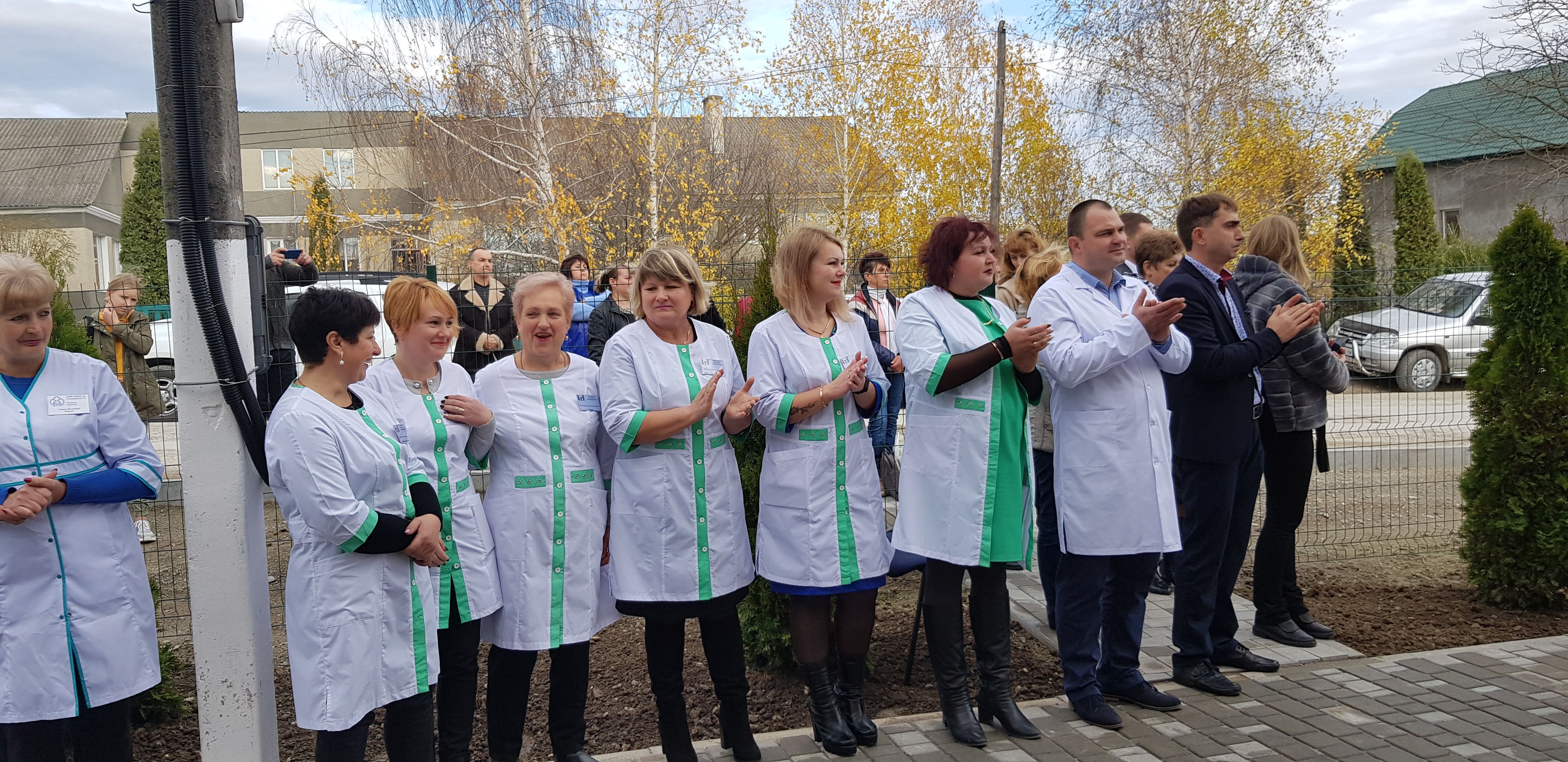 Мережа лікарень розвивається. Чи будуть у них лікарі?