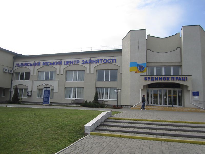 Умієш працювати руками? Отримаєш високу зарплату
