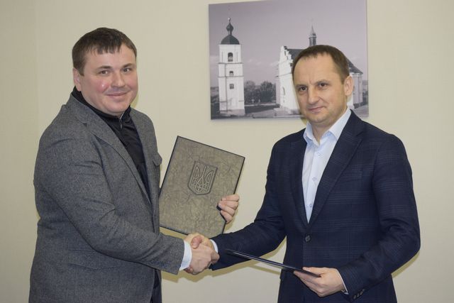 Із Херсона до Черкас підуть потяги дружби