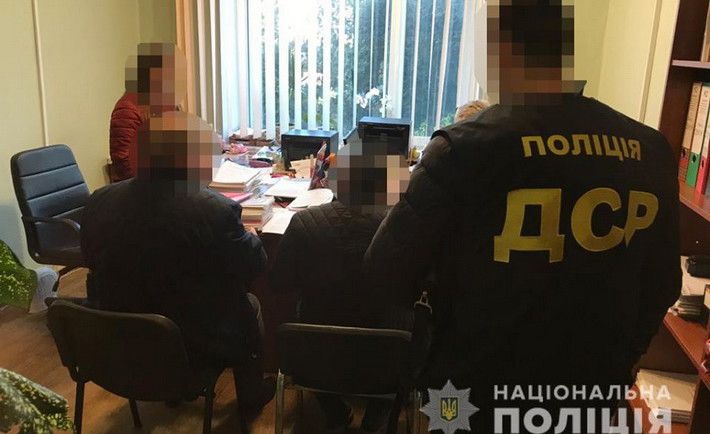 У Черкасах навіть на дорожній зебрі крадуть мільйони