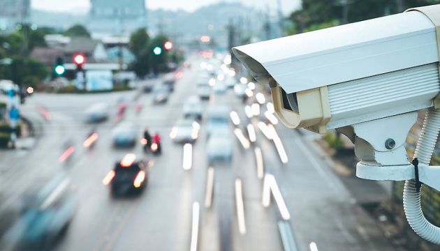 Ледь не потрапили під око Москви