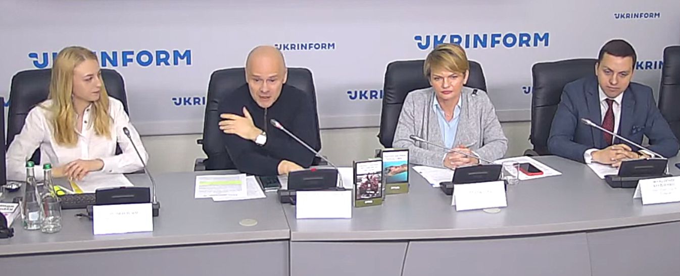 Продаж сигарет пропонують обмежити 21 роком