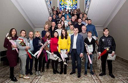 Хмельницький: За перемоги — стипендії від міста