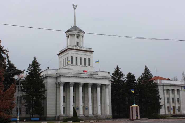 Нова Каховка вітає перших будівничих