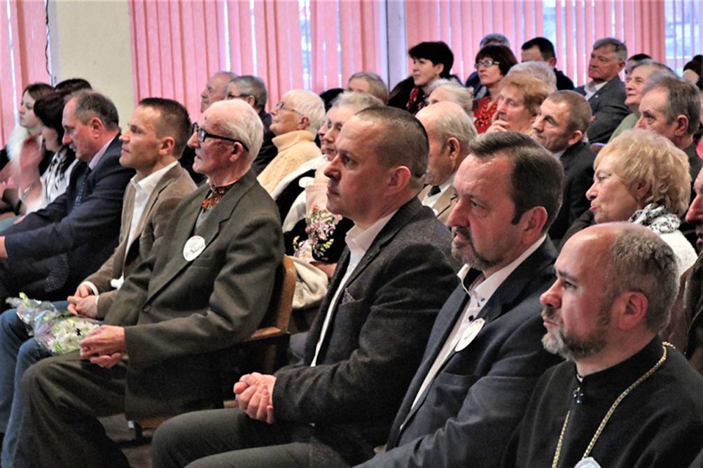 Надвірнянській ЗОШ № 1 виповнилося 90 років
