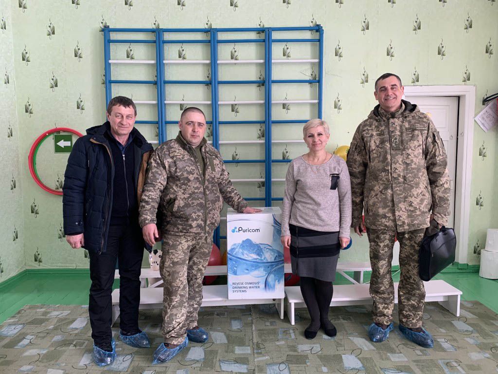Малеча прифронтових селищ — з питною водою!