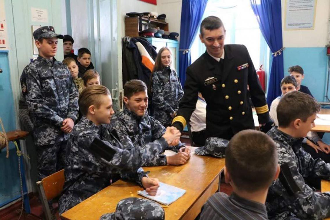 Фільм про тральщик «Черкаси» представив його капітан