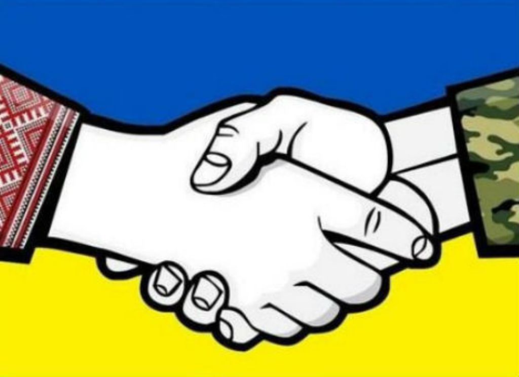 Черкаські волонтери привезли воїнам квадрокоптер