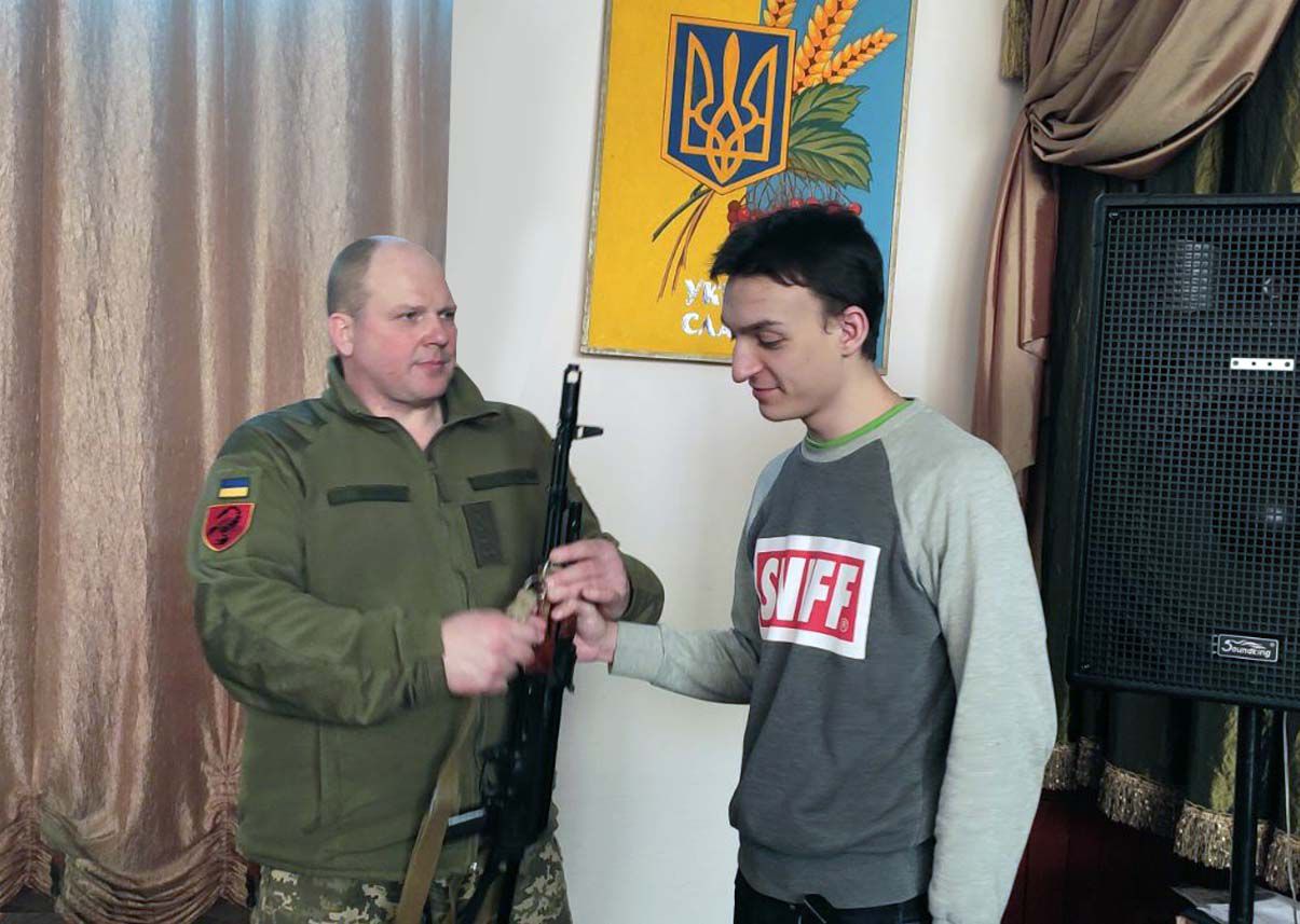 Зацікавили юнаків службою в армії