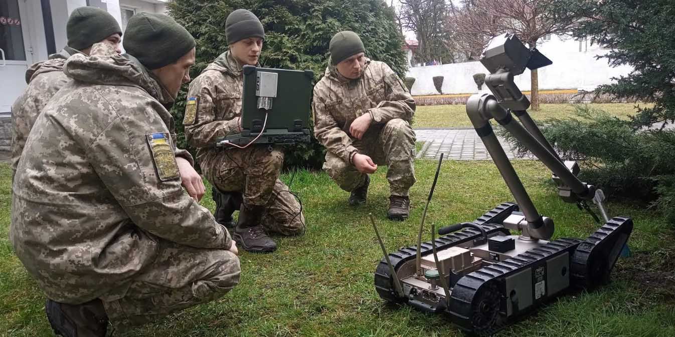 У Львові військові інженери опановують  сучасні роботизовані комплекси