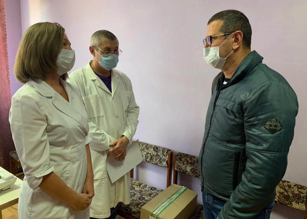Муса Магомедов зустрівся з лікарями Авдіївки