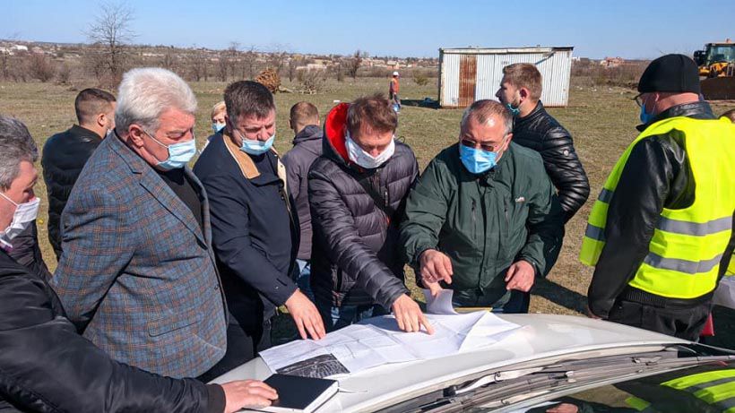 У Бахмуті зводять сміттєперевантажувальну станцію