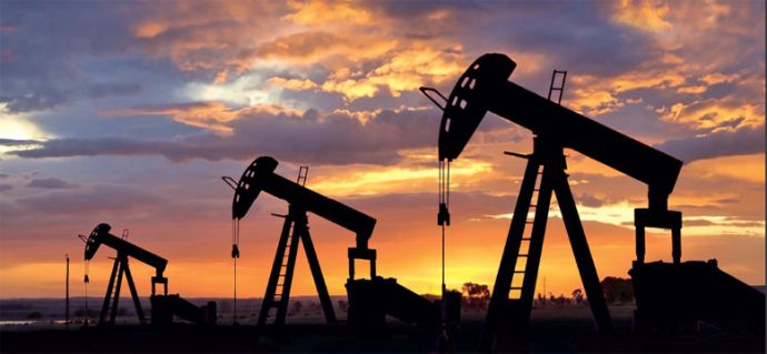 Нафту більше ніде зберігати?