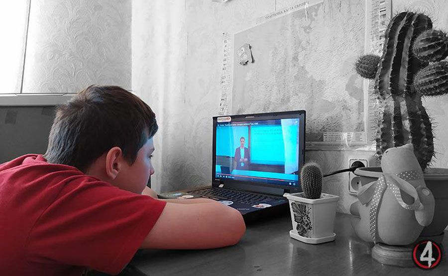 Думки жителів Рівненщини про онлайн-уроки