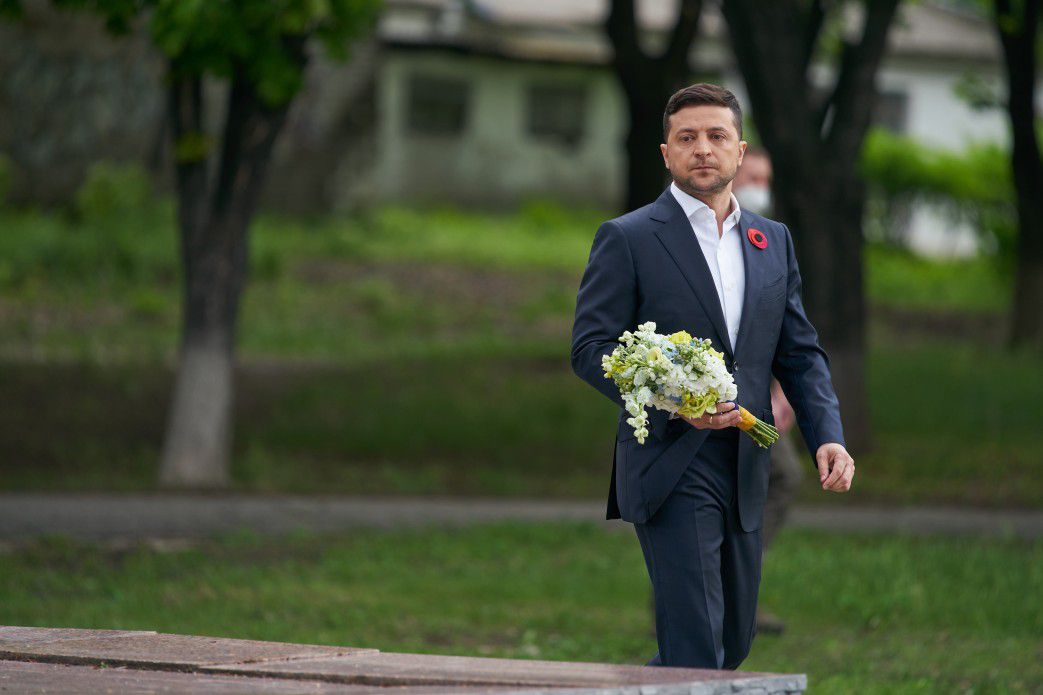 Президент на україно-російському кордоні вшанував пам'ять загиблих у Другій світовій війні