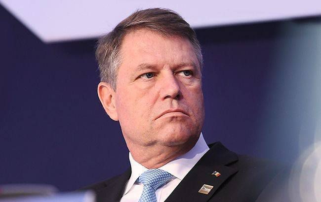 Президента Клауса Йоханніса оштрафували за образу 