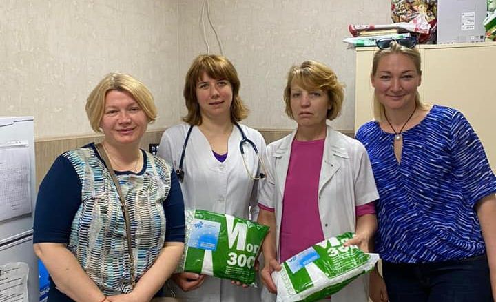 На передовій боротьби з вірусом ще потребують допомоги і захисту